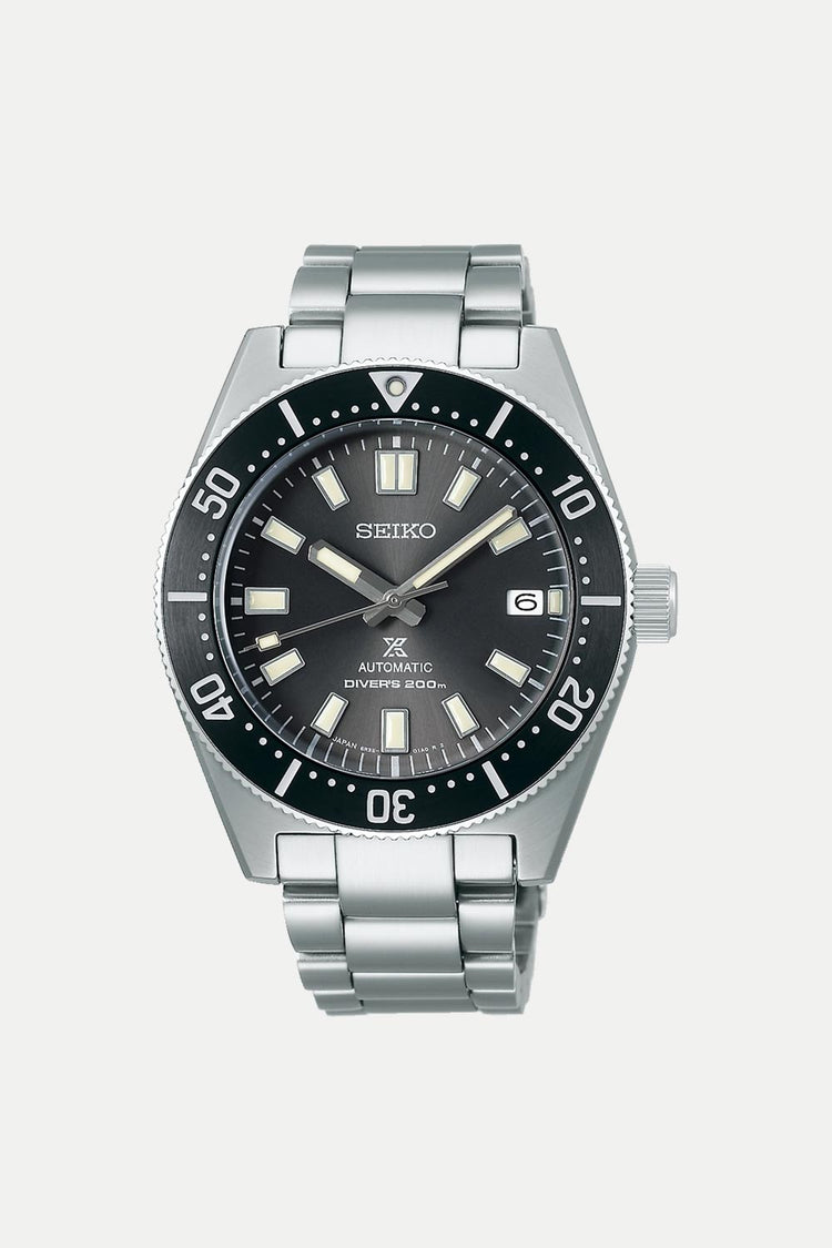 Seiko SPB143J1 - A focused look at the distinctive features and meticulous detailing